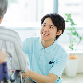 住居型老人ホーム/介護職員